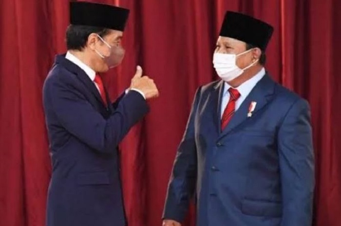 Presiden Joko widodo Bersama Menhan Prabowo Subianto. (Dok. fraksigerindra.id)