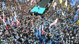 Pasangan Capres Cawapres nomor urut 2 Prabowo Subianto dan Gibran Rakabuming Raka di Kota Semarang, Jawa Tengah. (Dok. TKN Prabowo Gibran)
