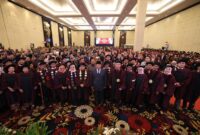 Ketua Yayasan Pendidikan Kebangsaan Republik Indonesia, Prabowo Subianto menghadiri wisuda sarjana Universitas Kebangsaan Republik Indonesia (UKRI). (Dok. Tim Media Prabowo)