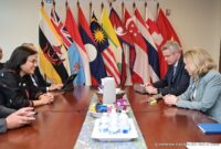 Menteri Keuangan (Menkeu) Sri Mulyani Indrawati bertemu bilateral dengan Presiden European Investment Bank (EIB) Nadia Calvino. (Dok. Kemenkeu.go.id)