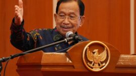 Mantan Menteri Negara Pendayagunaan BUMN Tanri Abeng meninggal dunia. (Dok. Ppid.sulselprov.go.id)