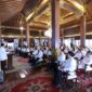 Presiden terpilih Prabowo Subianto mengumpulkan para calon anggota kabinet. (Dok. Tim Media Prabowo)