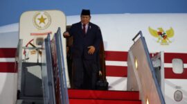 Presiden RI Prabowo Subianto tiba di Jakarta tepatnya di Bandara Halim Perdana Kusuma Jakarta pukul 05:30 WIB. (Dok. TIm Komunikasi Prabowo Subianto)